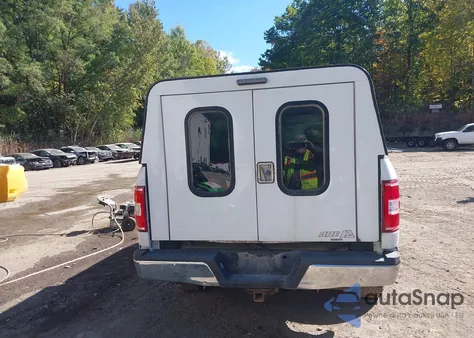 2018 Ford F-150 Xl z USA, uszkodzony, nr VIN 1FTEX1EB2JFE23940